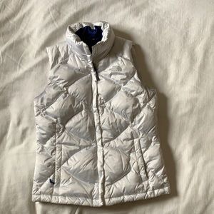 Women Northface White 550 Vest - Small